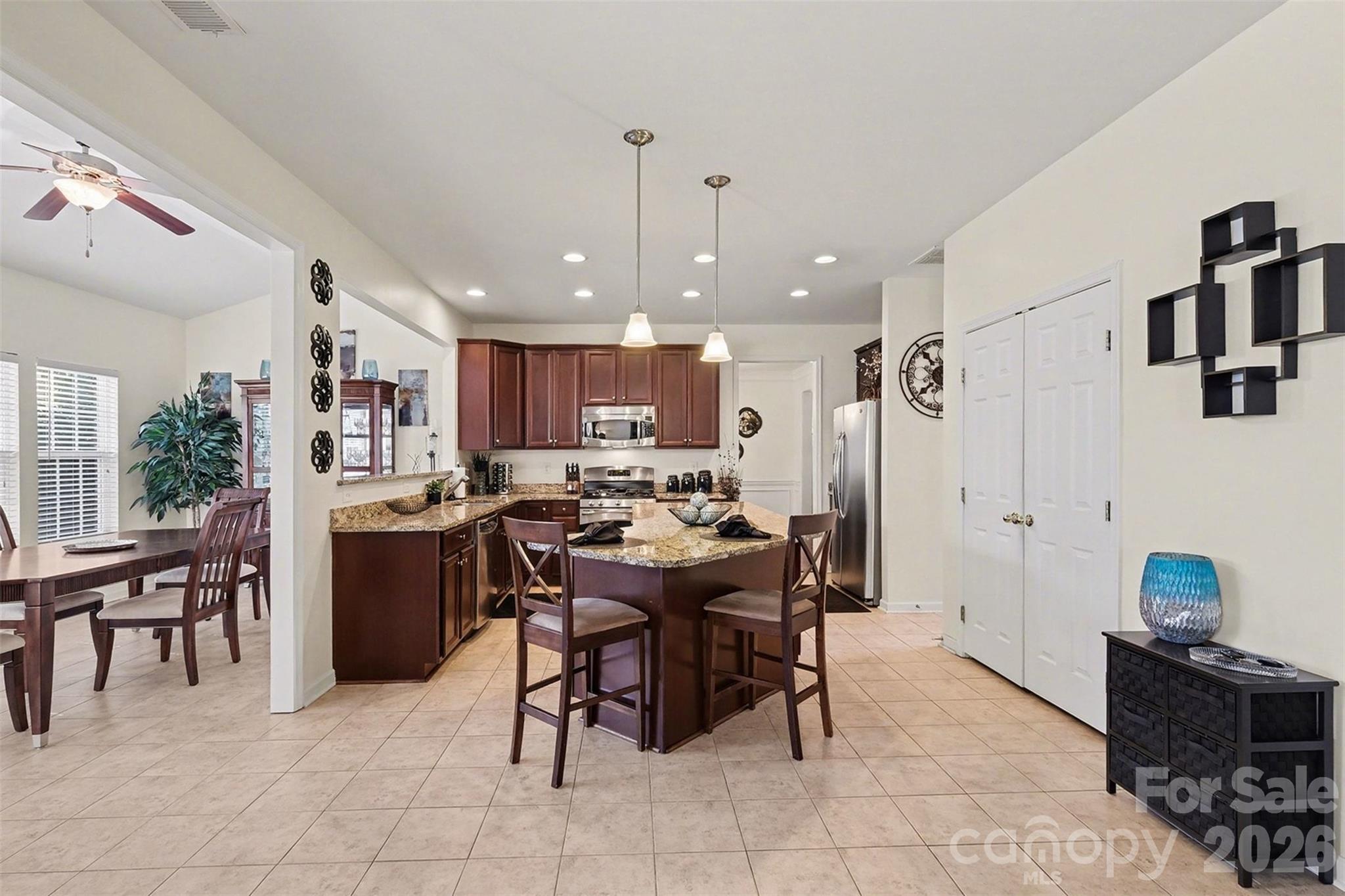 Amber Leigh - Residential
