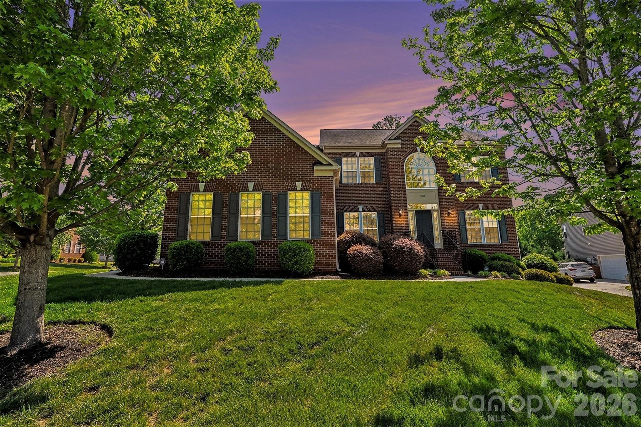 Amber Leigh - Residential