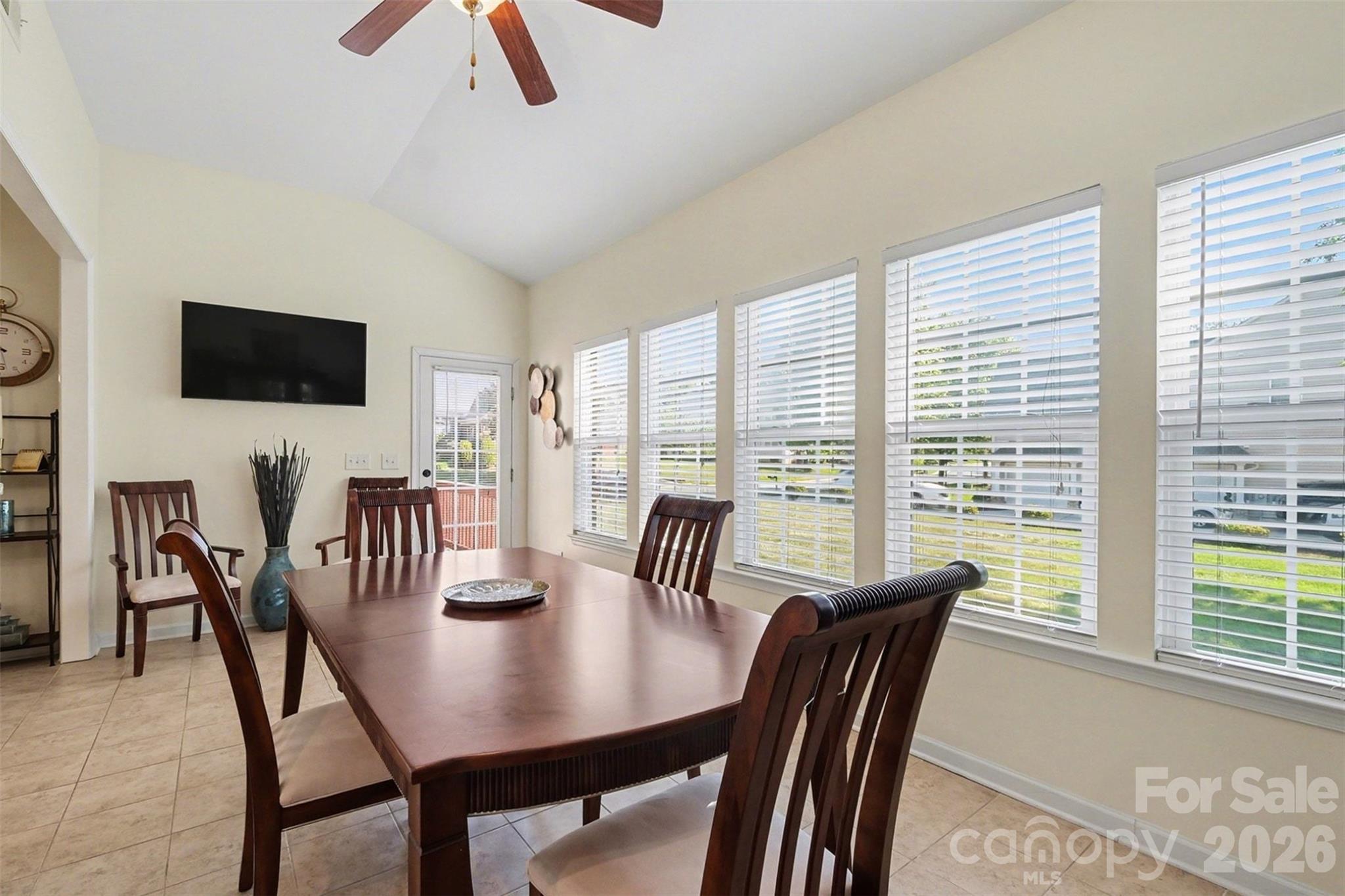 Amber Leigh - Residential