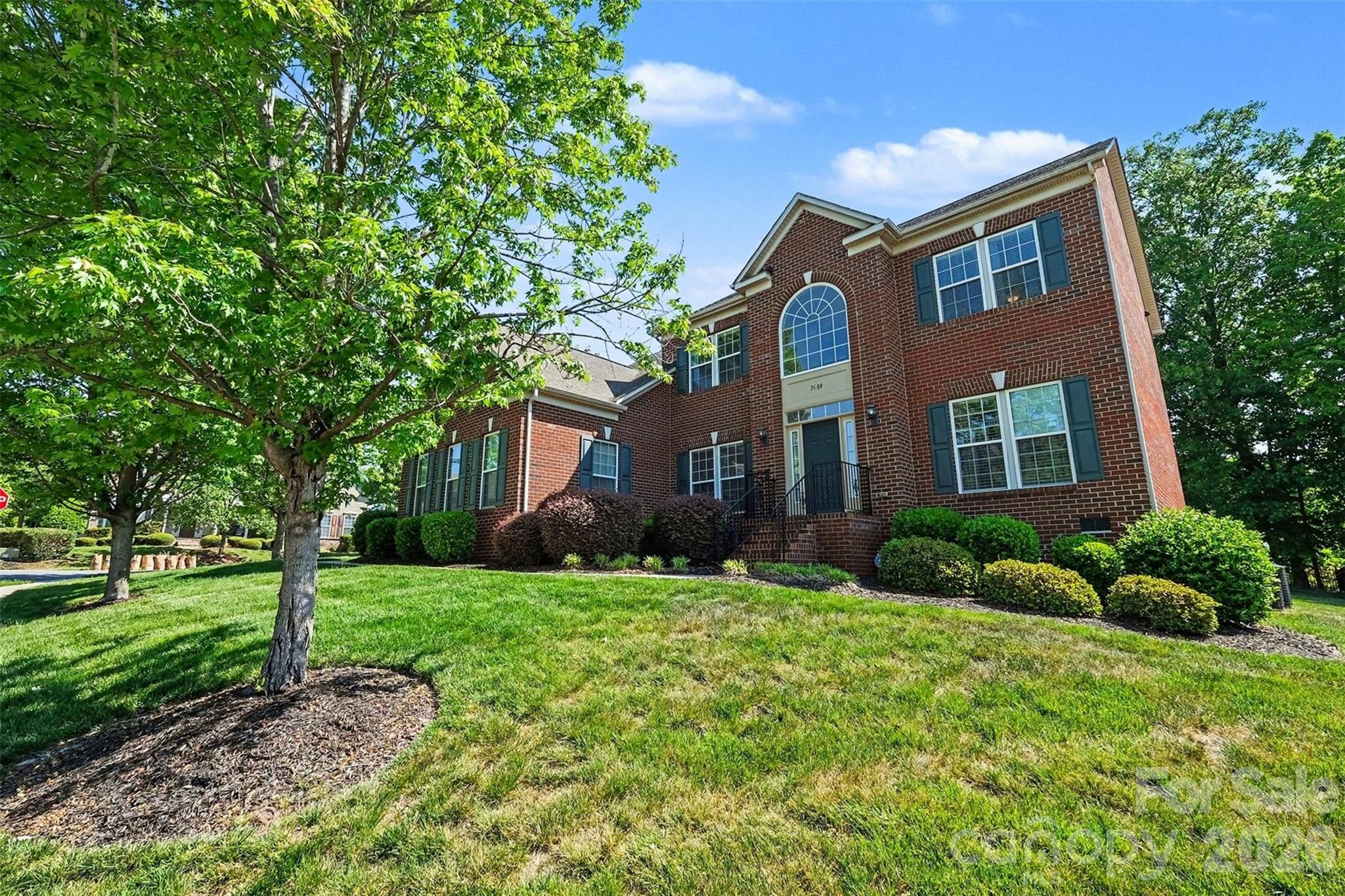 Amber Leigh - Residential