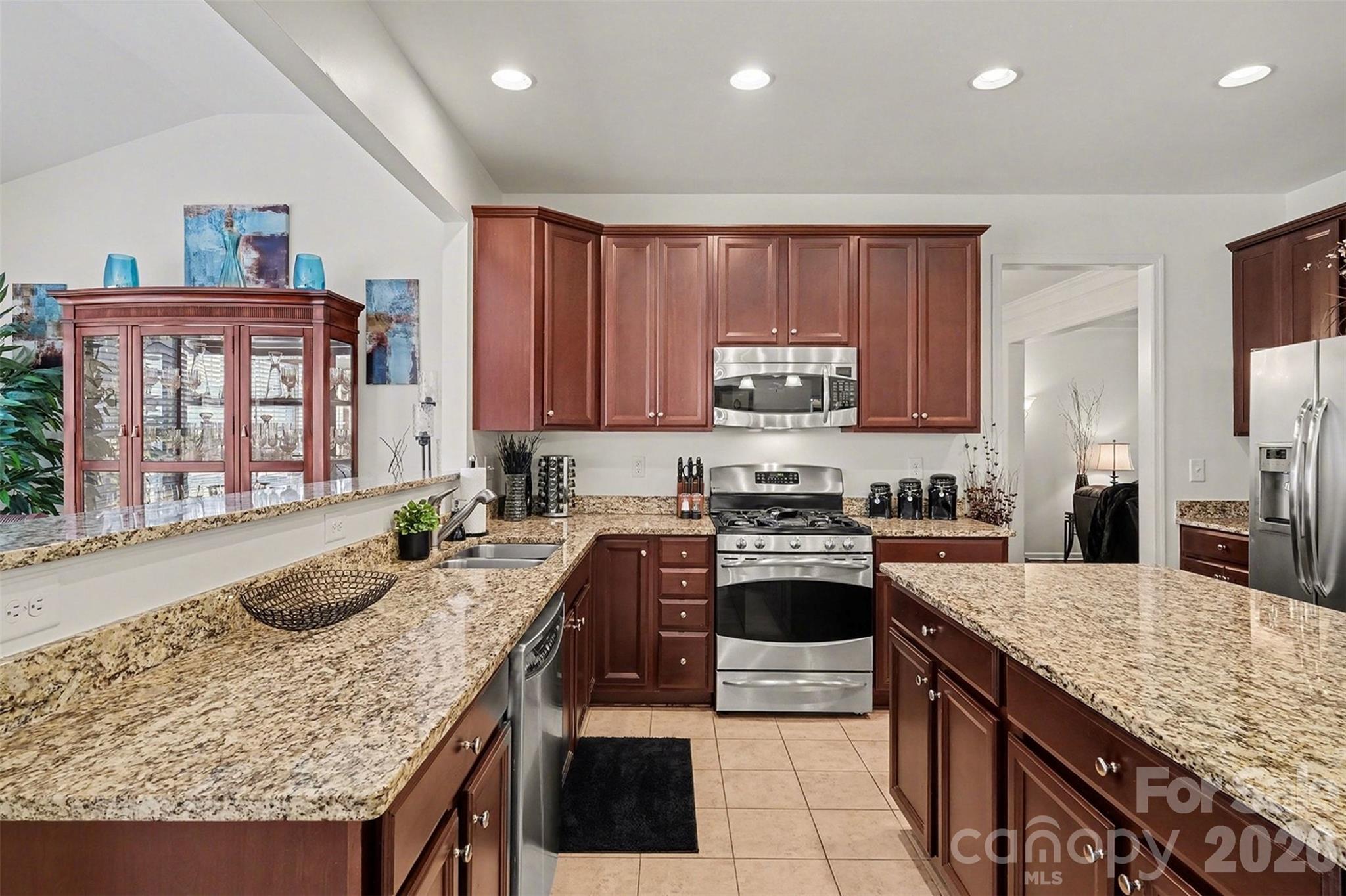 Amber Leigh - Residential