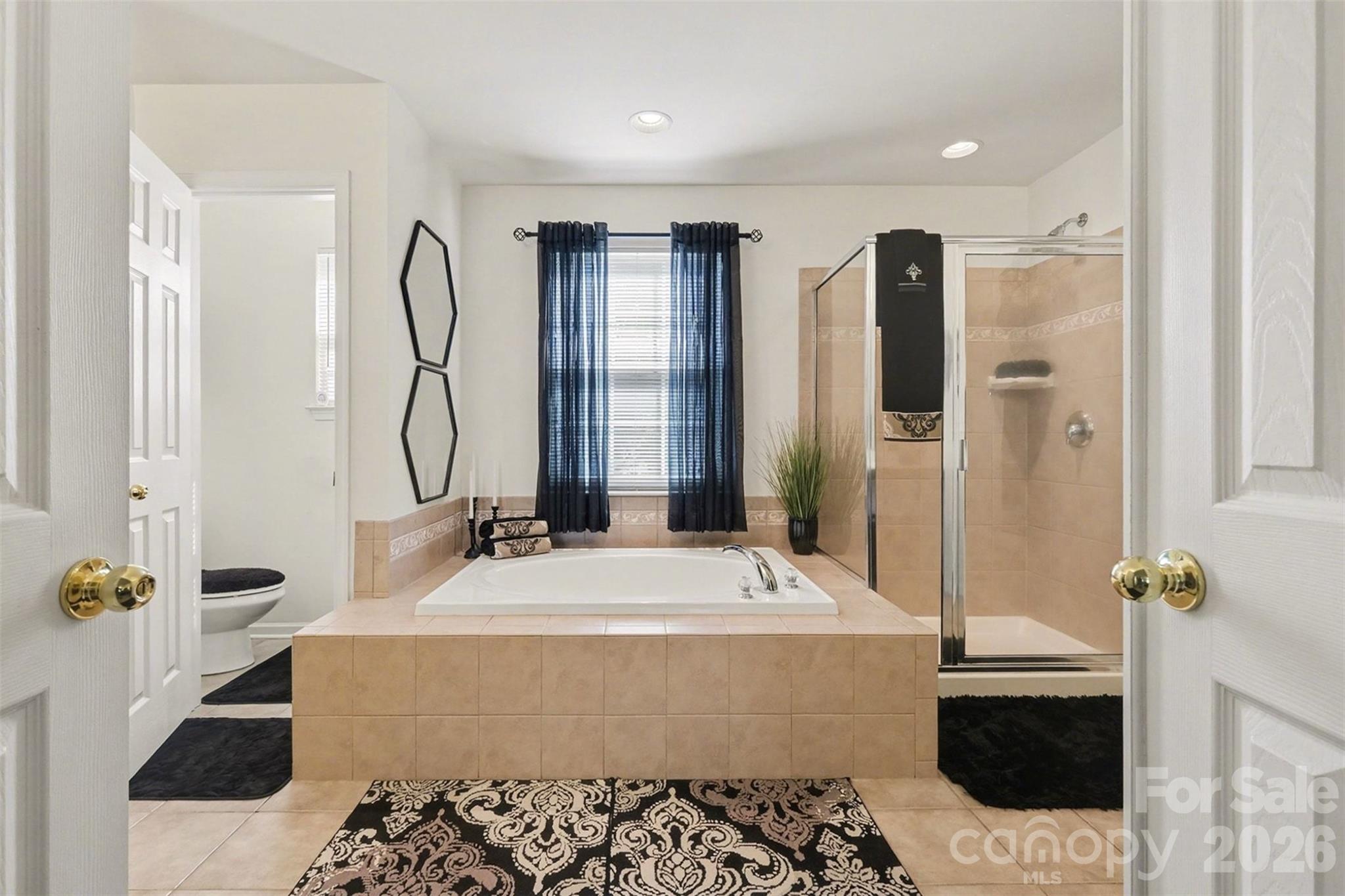 Amber Leigh - Residential