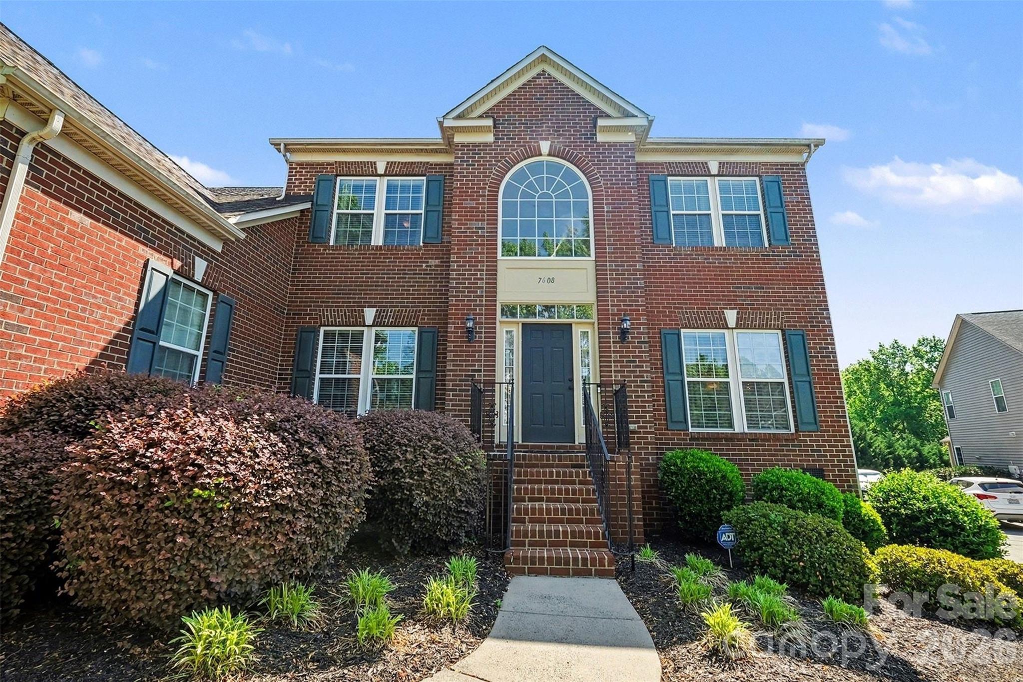 Amber Leigh - Residential