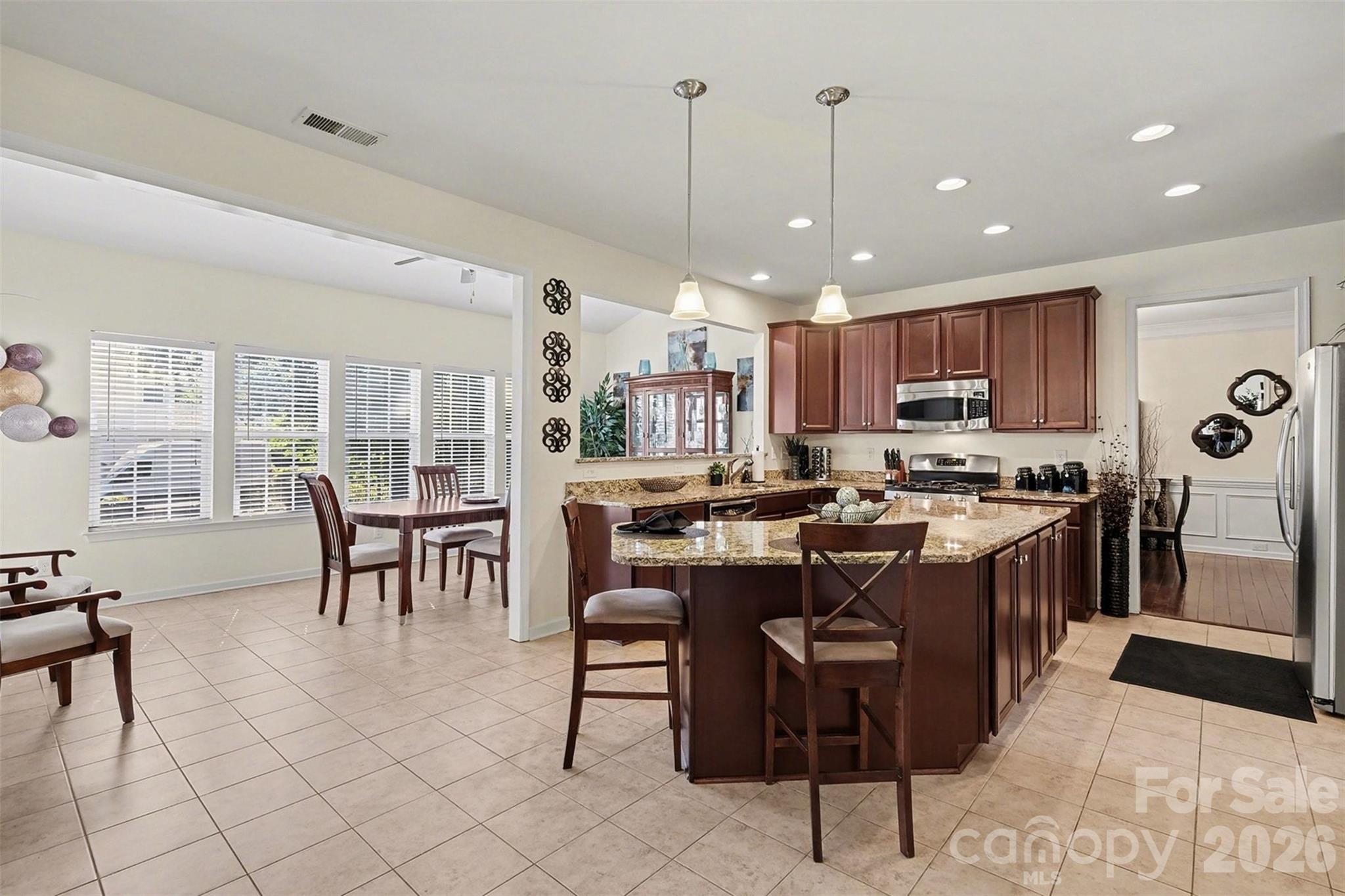 Amber Leigh - Residential