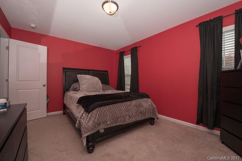 The Oaks of Landis - Residential