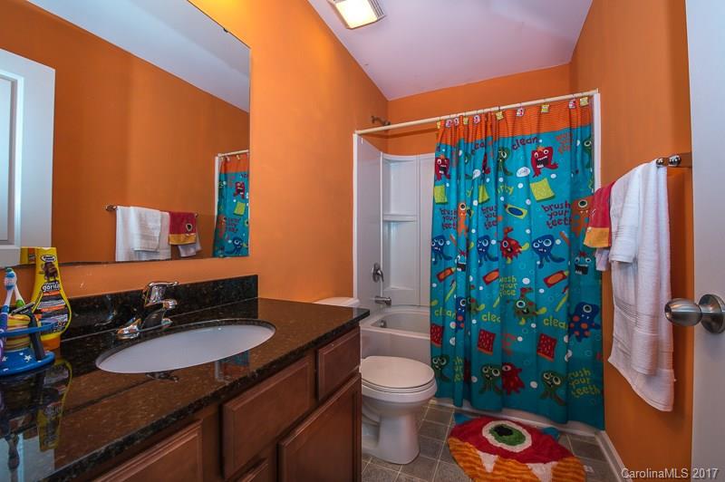 The Oaks of Landis - Residential