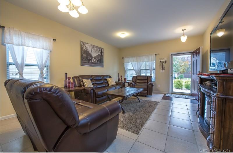 The Oaks of Landis - Residential