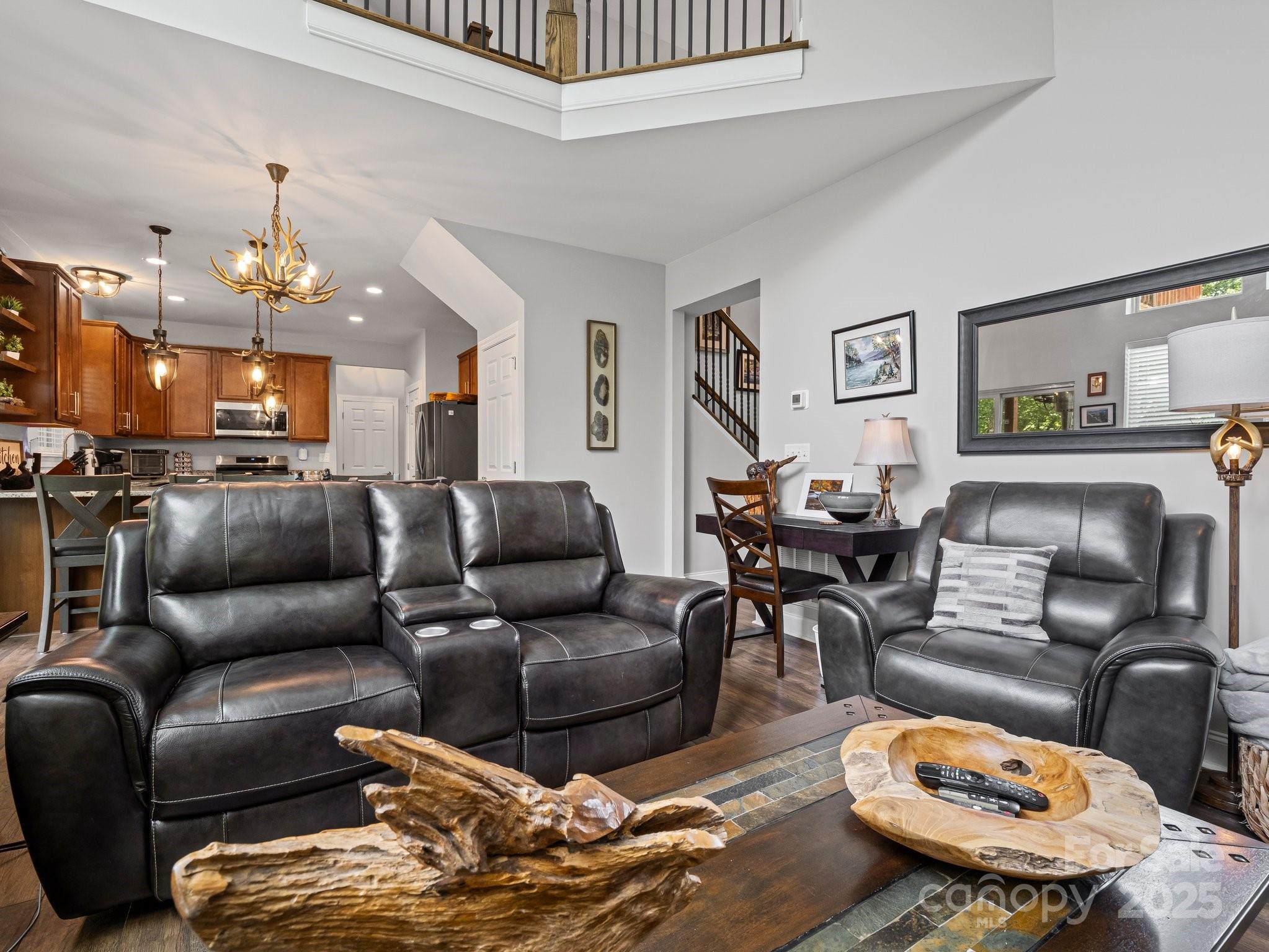 714 Bolt Road