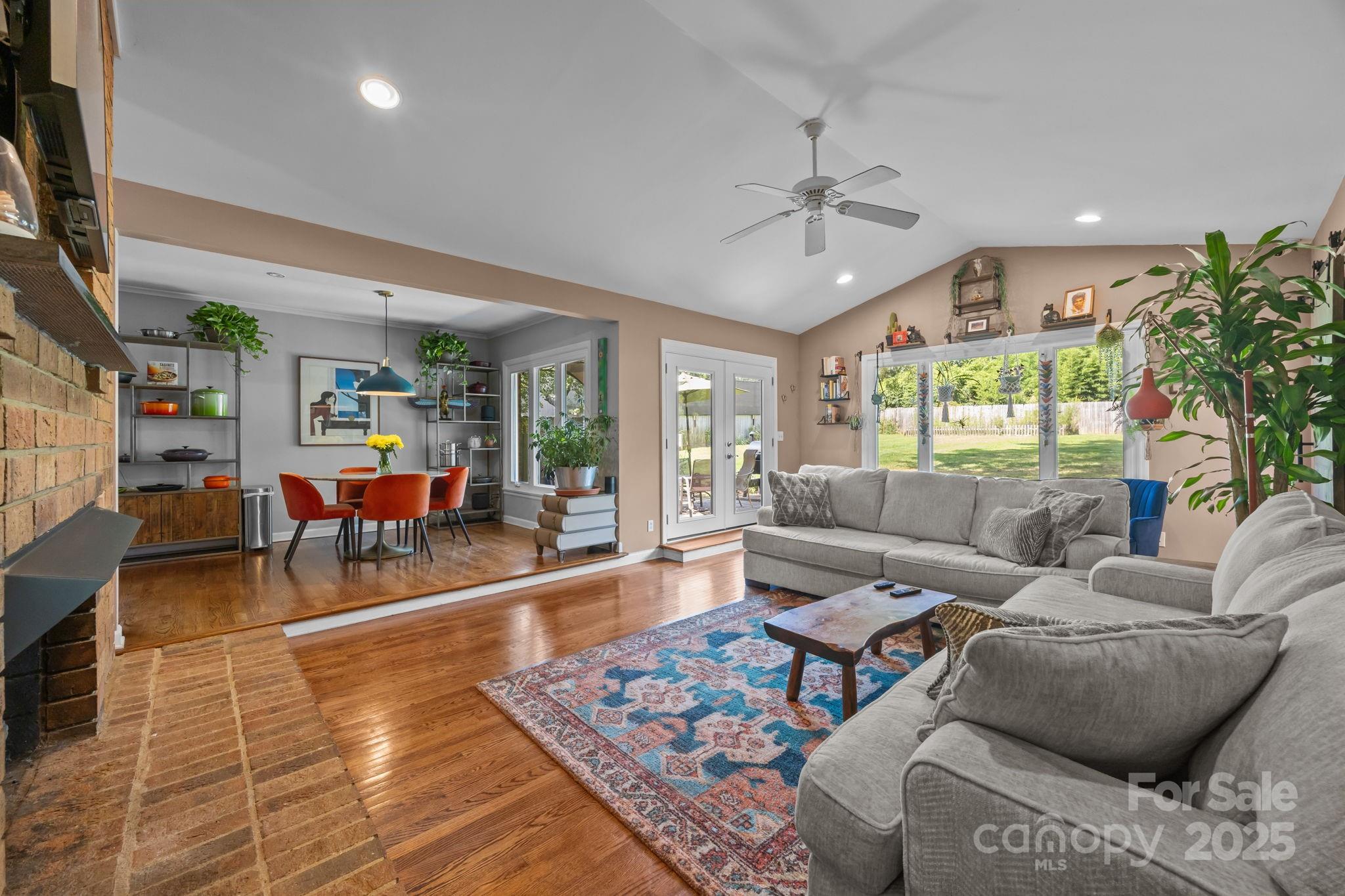 7001 Pleasant Drive