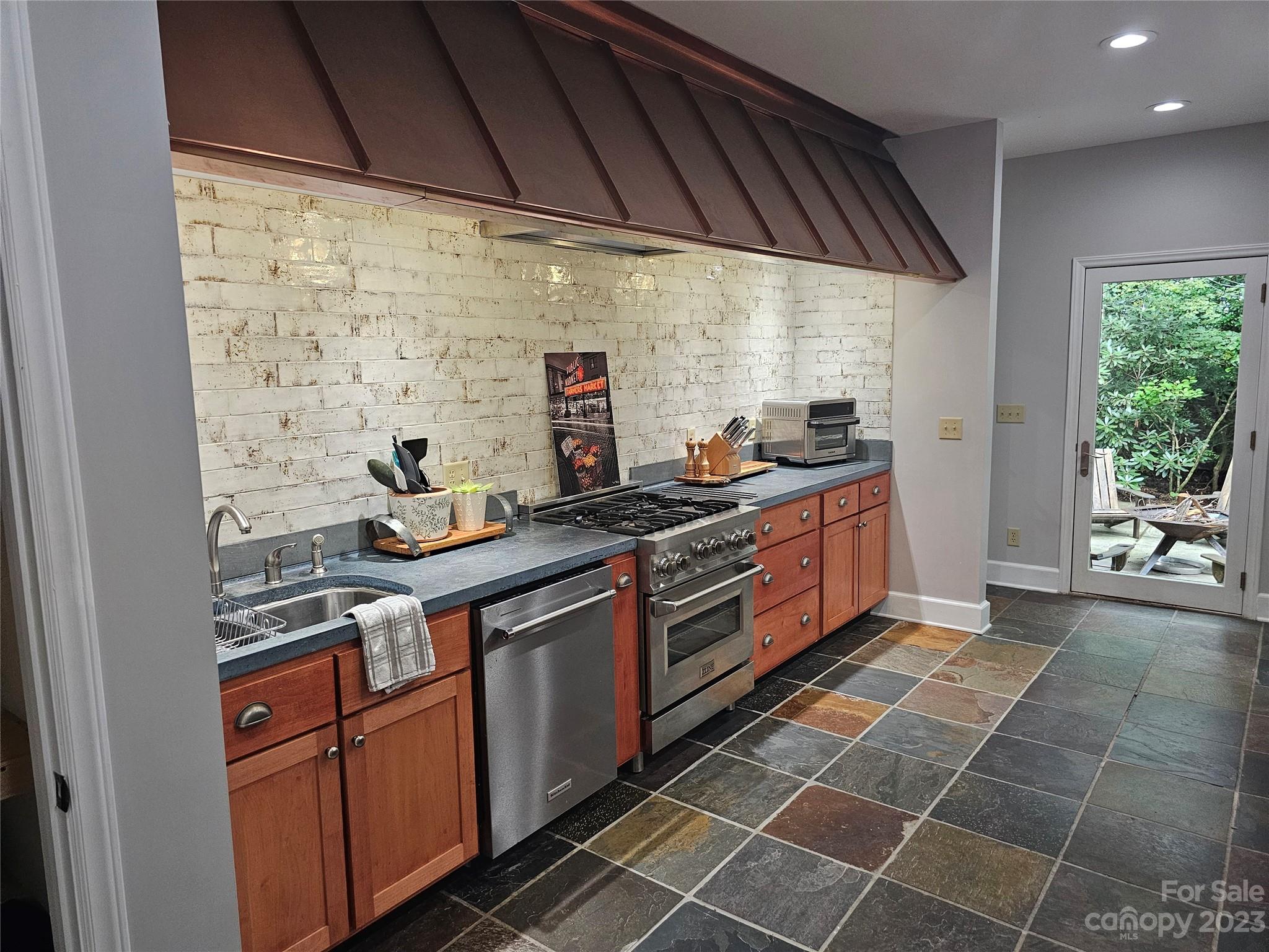 Mountain Retreat - Residential