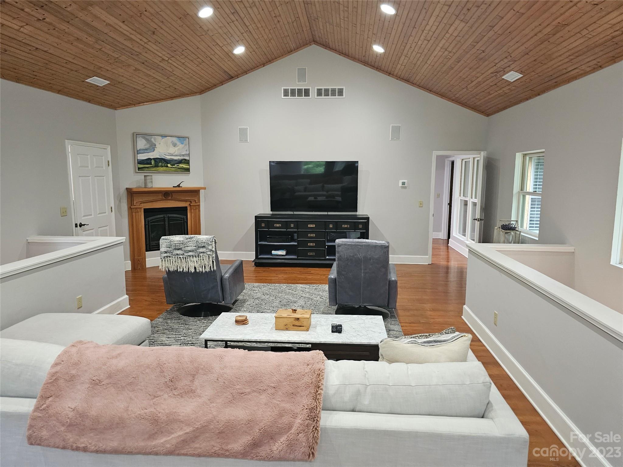 Mountain Retreat - Residential