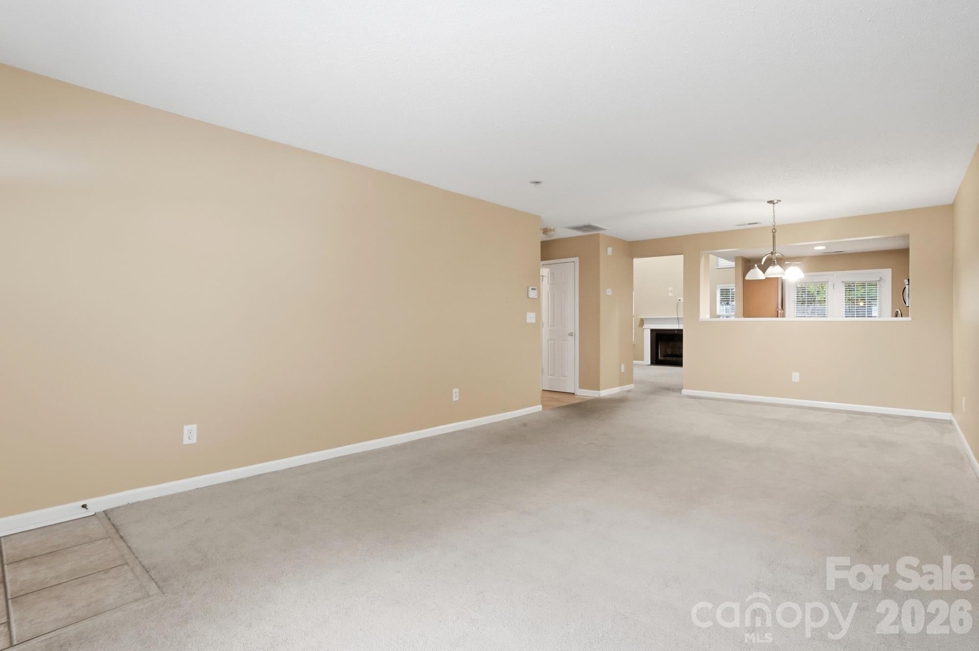 2034 University Heights Lane