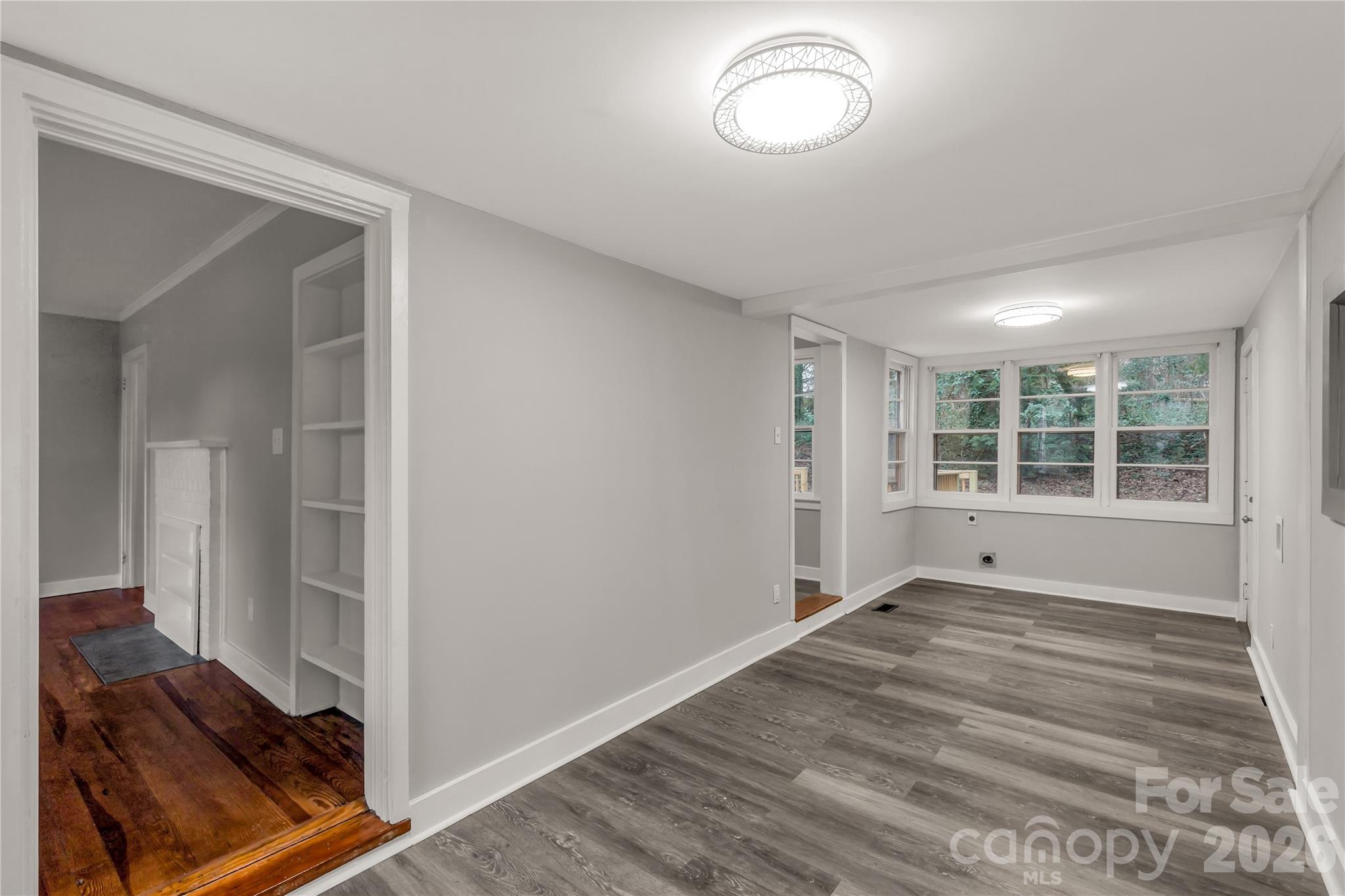 1250 Hampton Grace Avenue