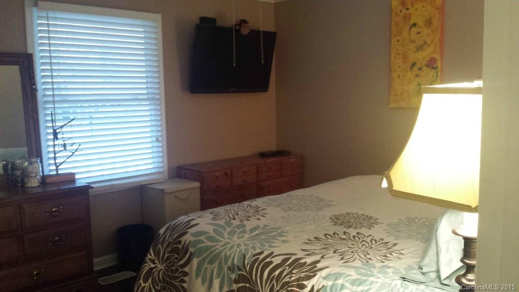 Cherokee Woods - Residential