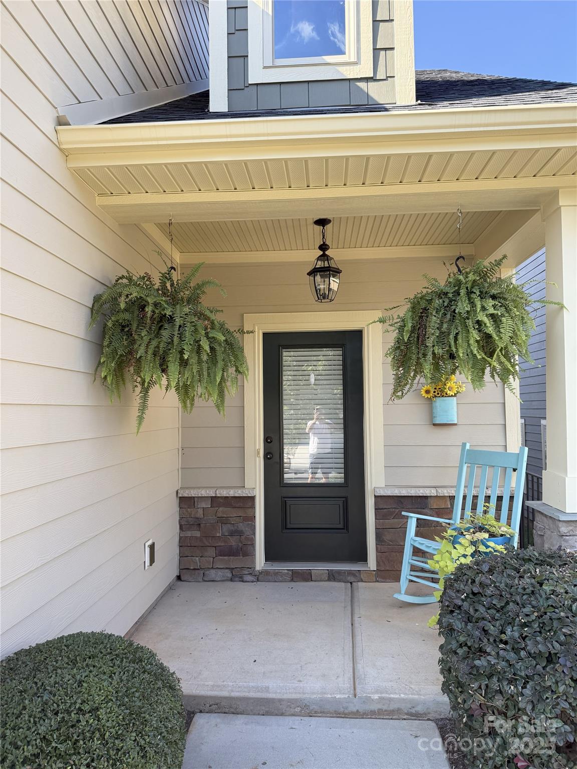 119 Canter Lane