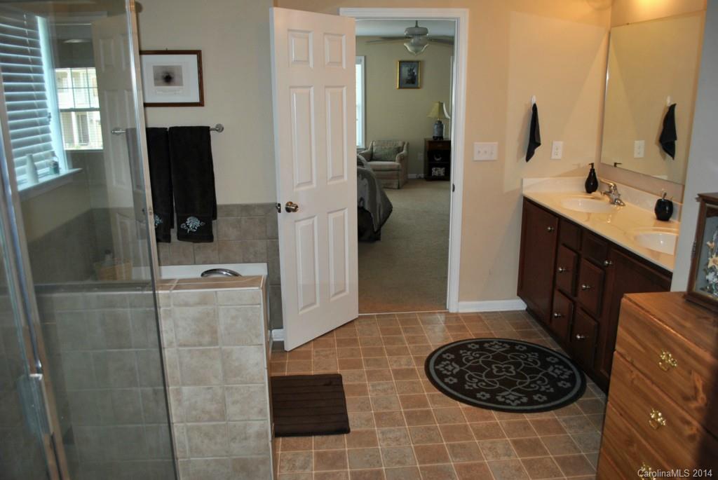 Lake Ridge - Residential