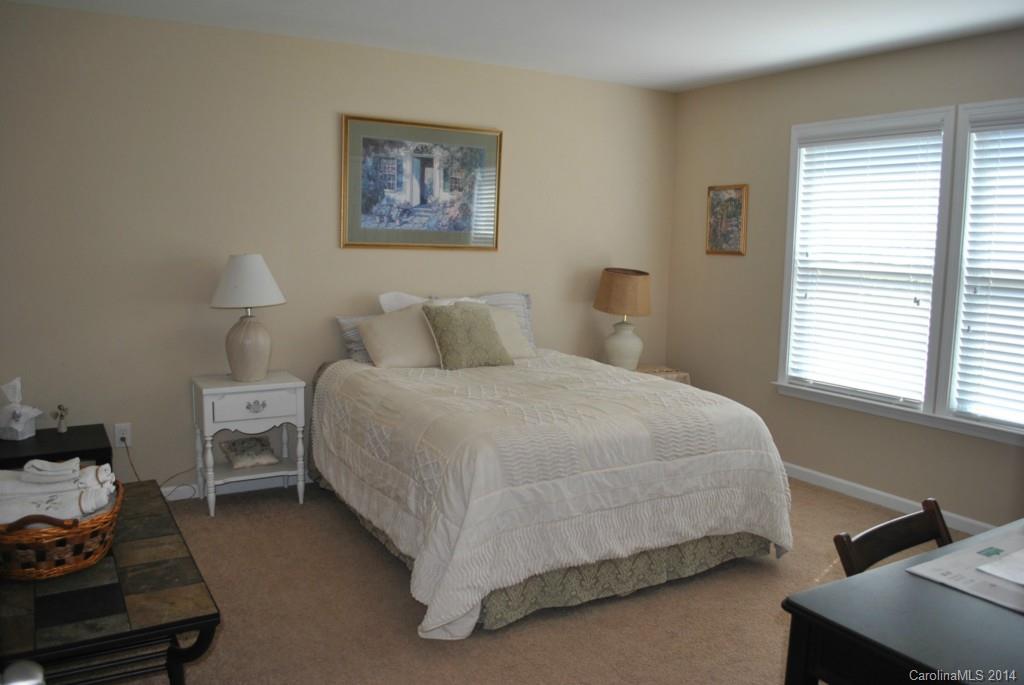 Lake Ridge - Residential