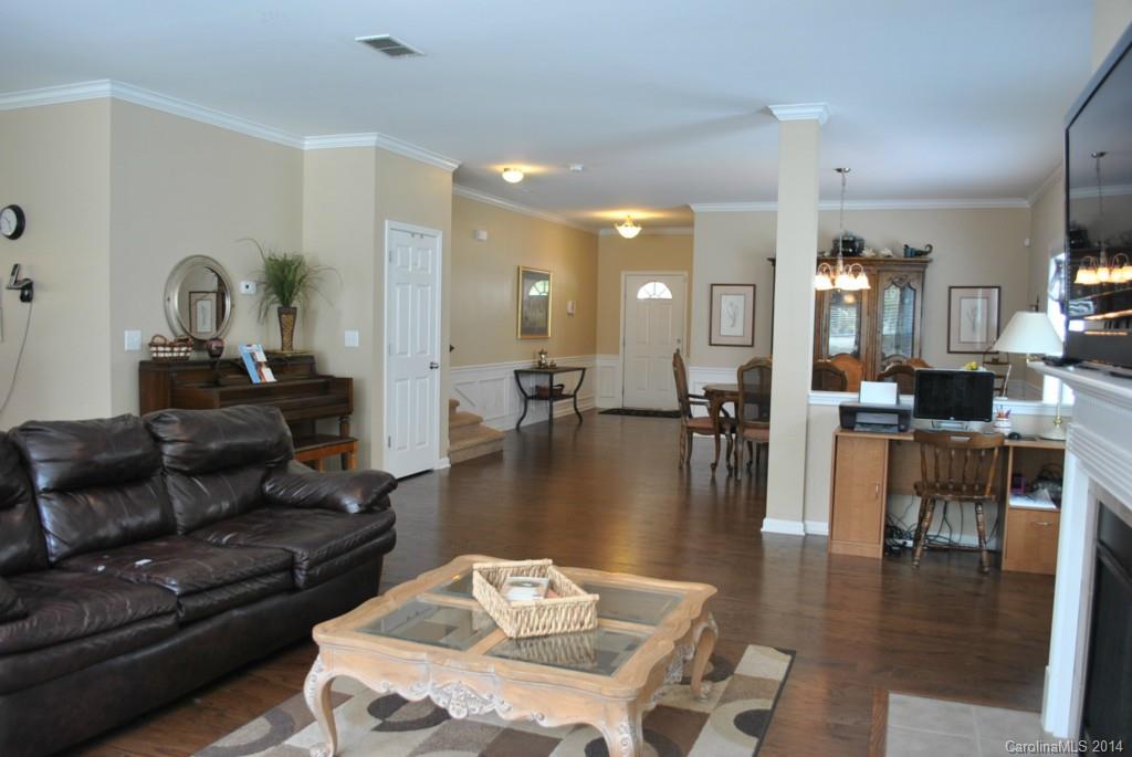 Lake Ridge - Residential