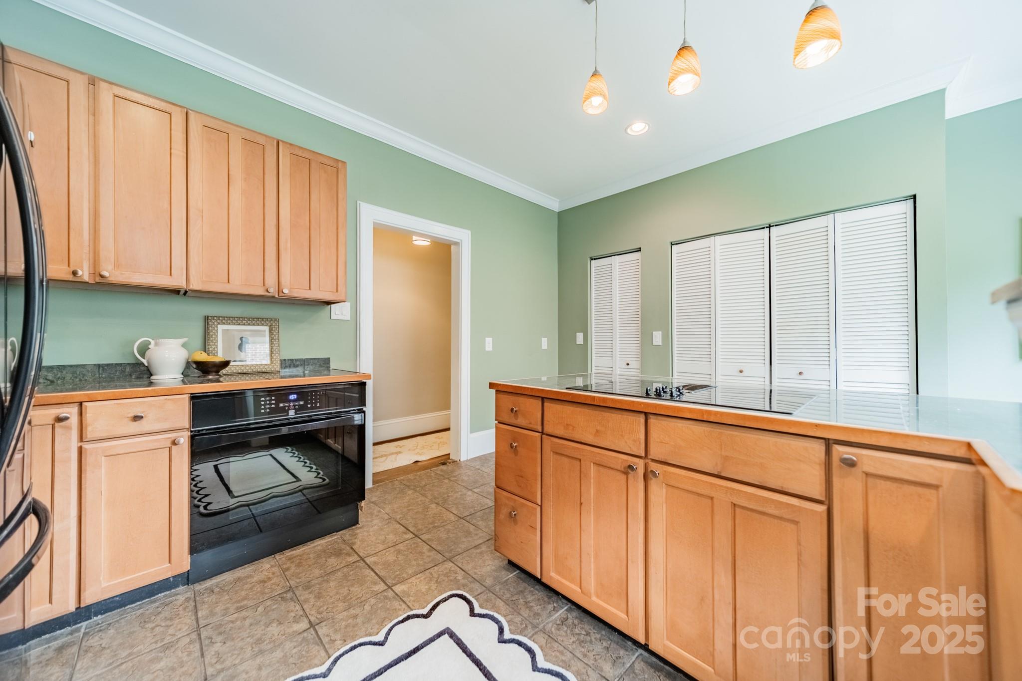 Elizabeth - Residential