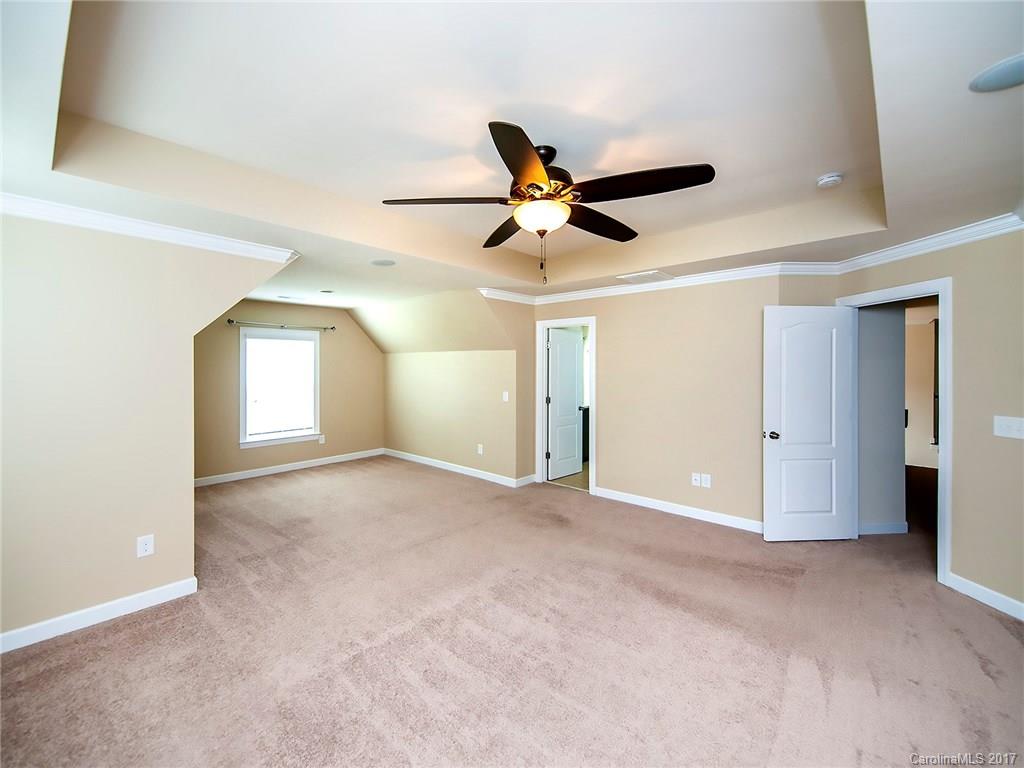 Southern Trace - Residential