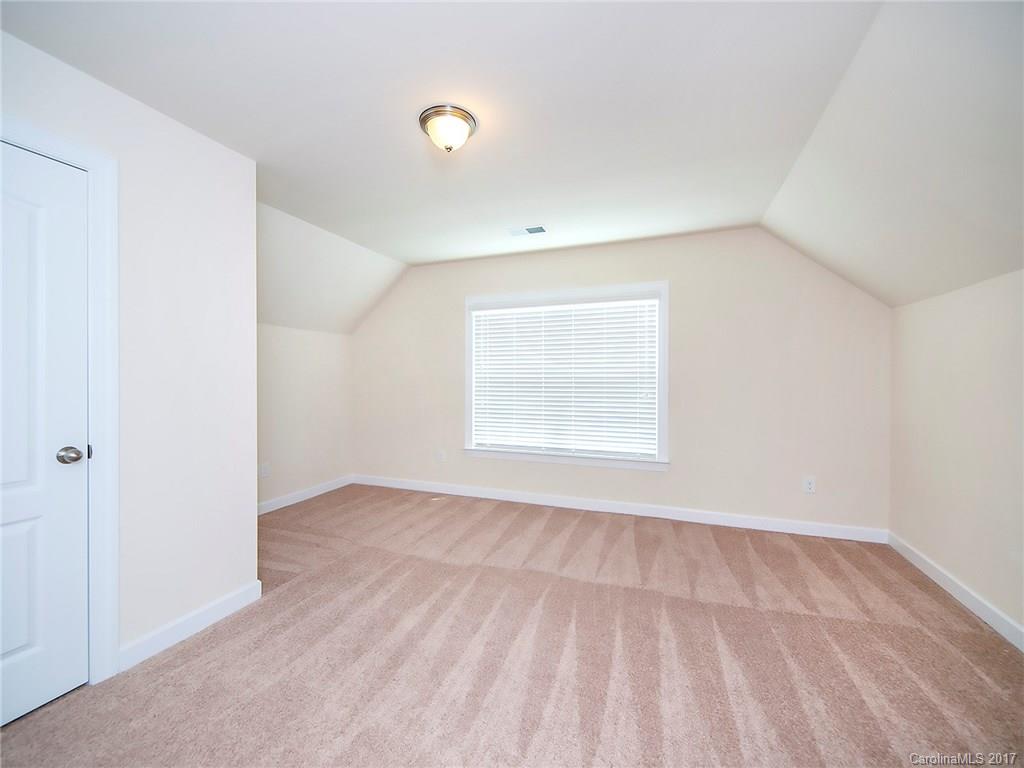 Southern Trace - Residential