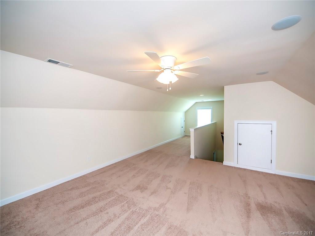 Southern Trace - Residential