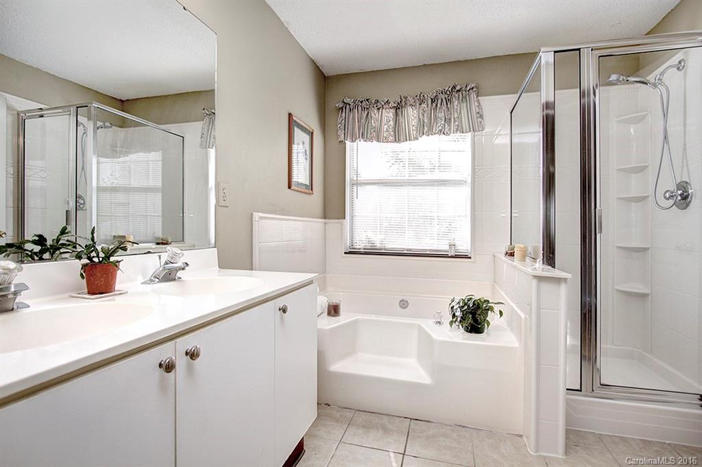 Lake Park - Residential