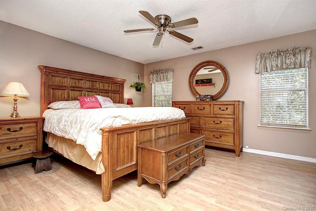 Lake Park - Residential