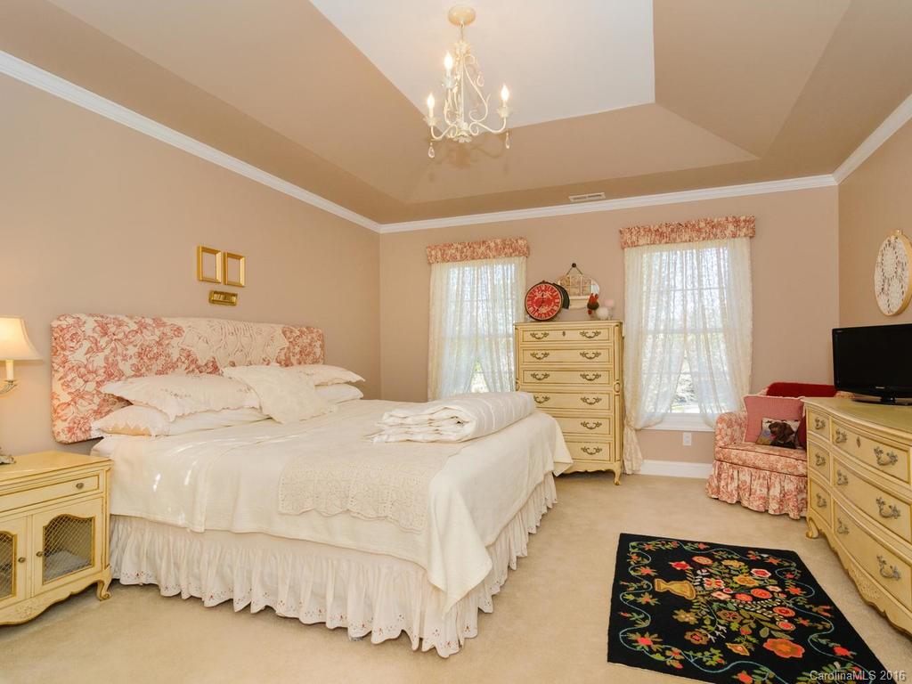 Flat Rock Lakes - Residential