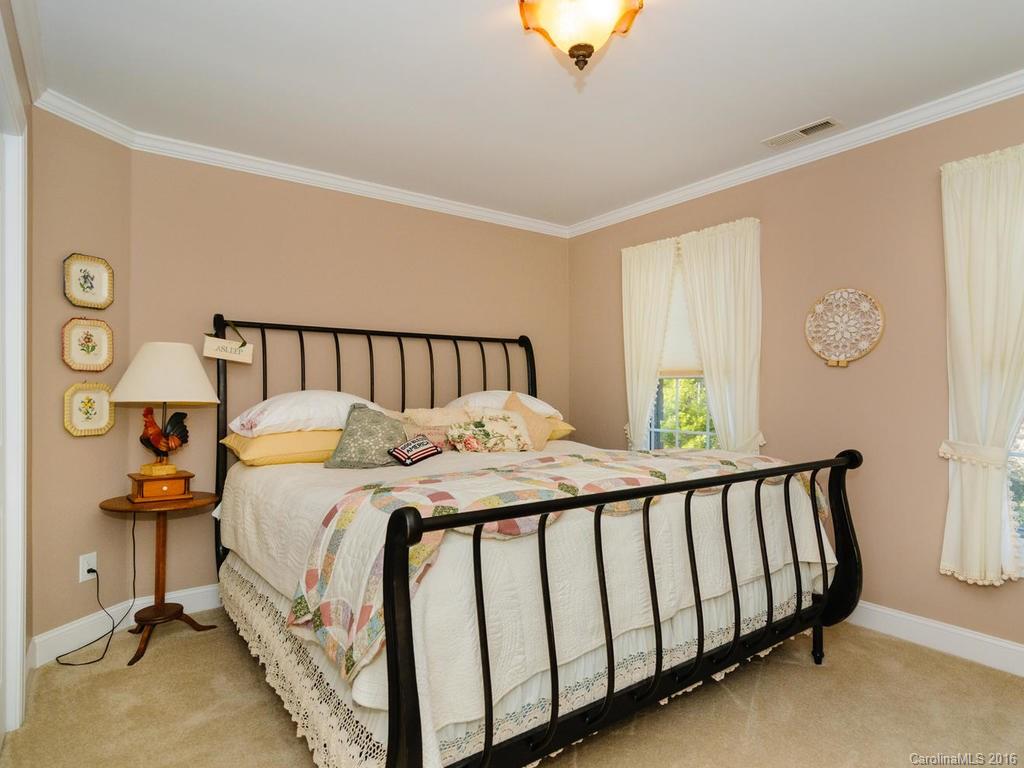 Flat Rock Lakes - Residential