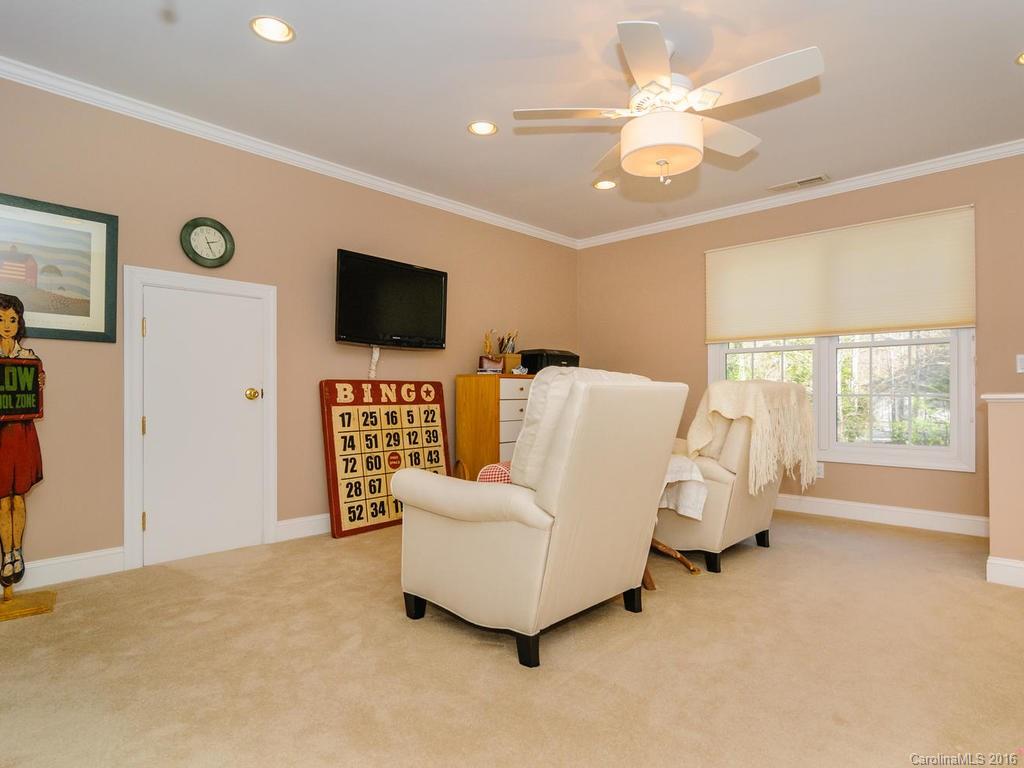 Flat Rock Lakes - Residential