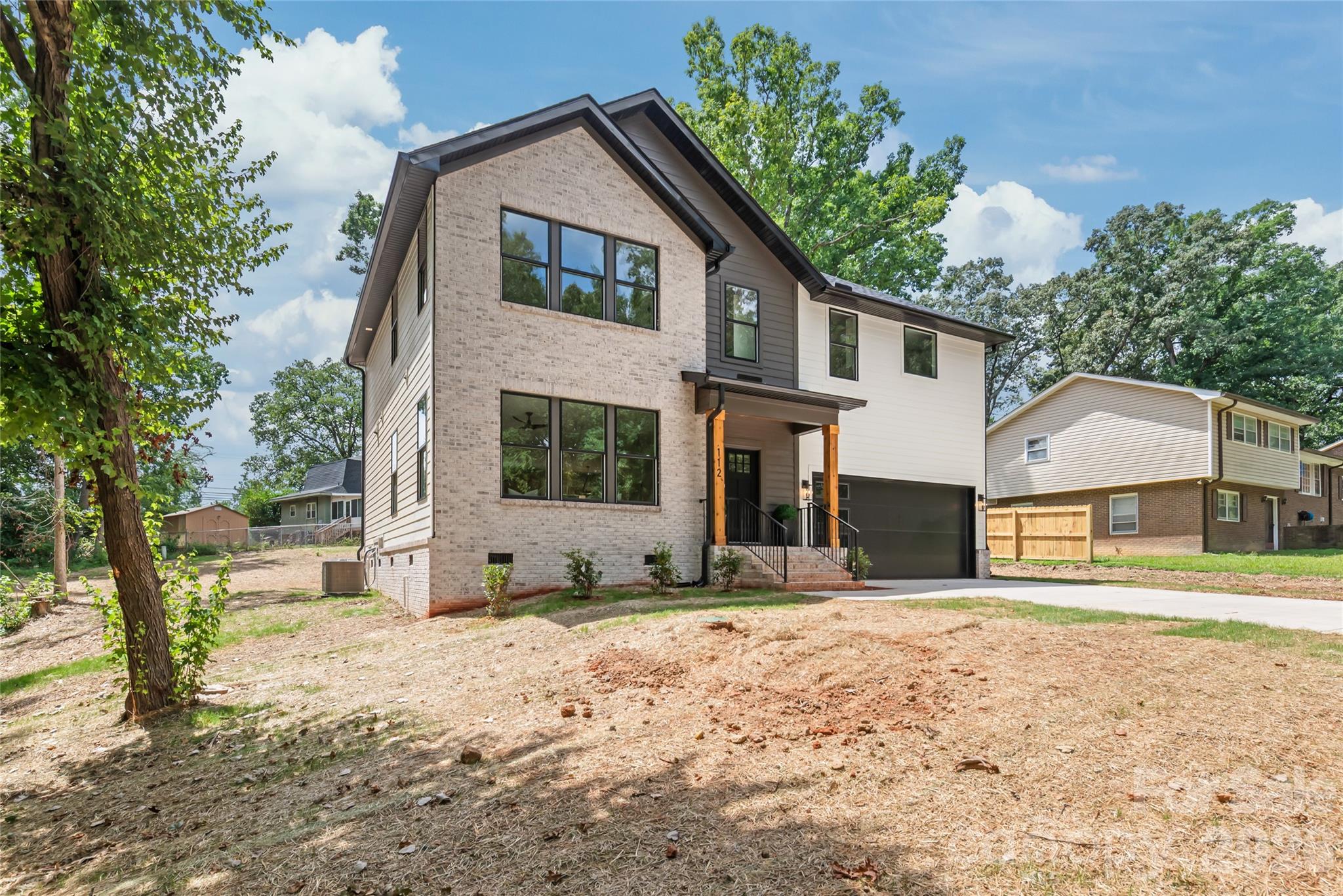112 Cherokee Lane