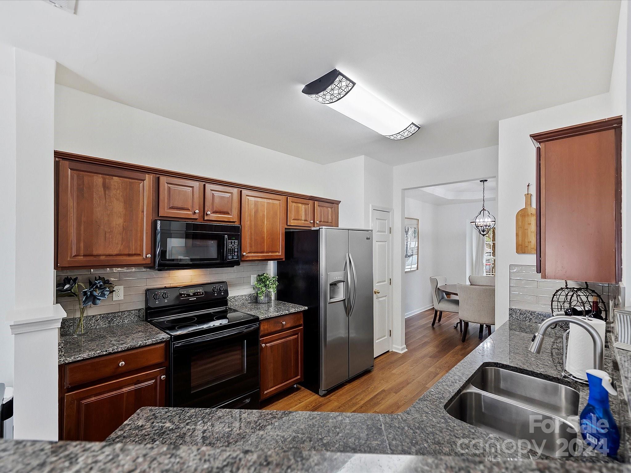 Fairway Townes - Residential