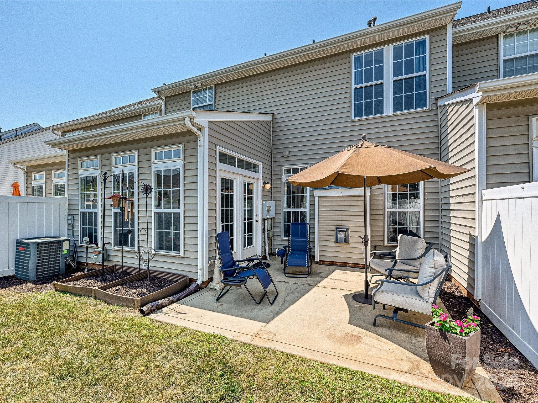 Fairway Townes - Residential