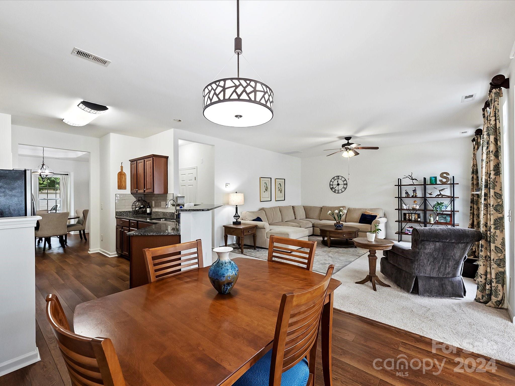 Fairway Townes - Residential