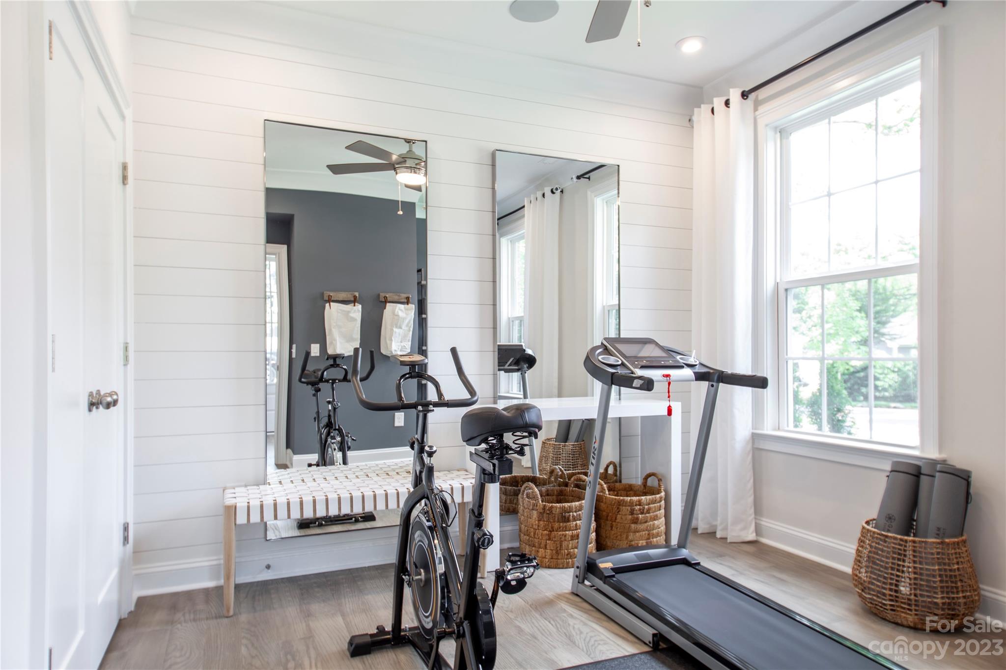 Elizabeth Glen - Residential