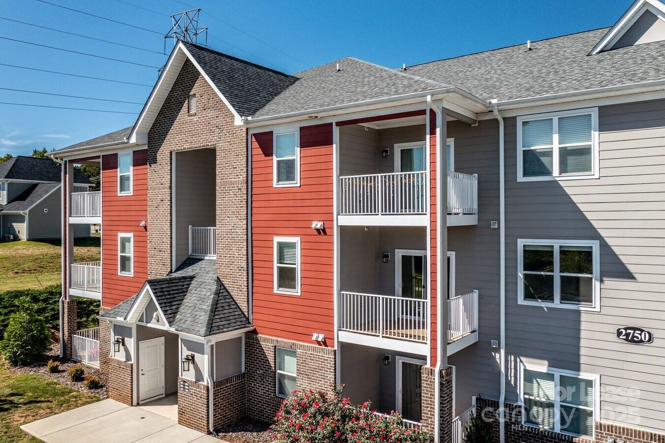 2778 2nd Street NE The Outlook