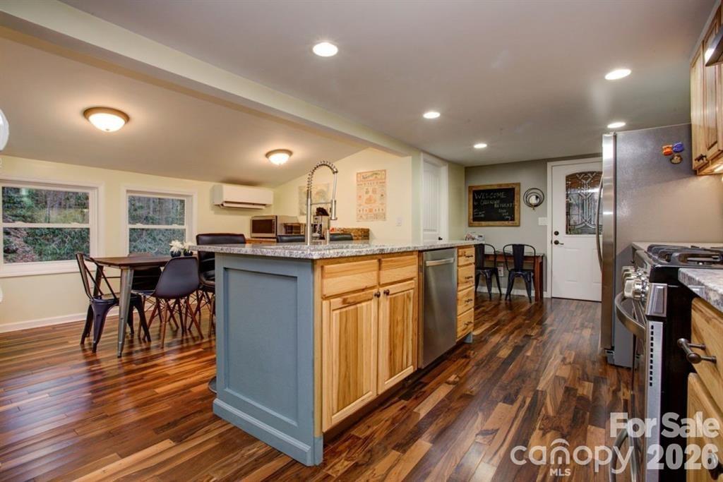 347 Blackberry Inn Road