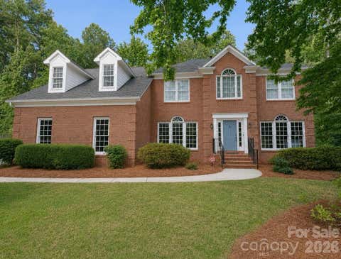 Photo of 4432 Mountain Cove Drive, Charlotte, NC 28216 (MLS # 4379294)
