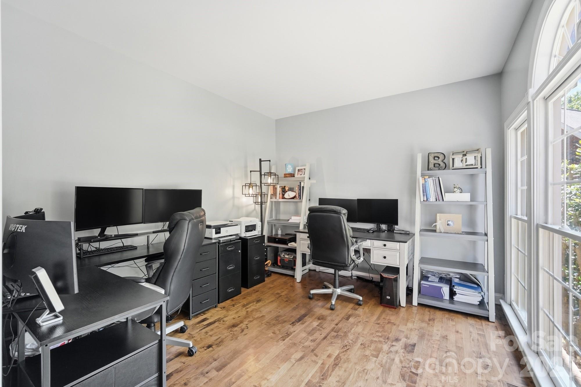 4432 Mountain Cove Drive