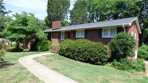 1245 Paddock Circle Charlotte NC 28209