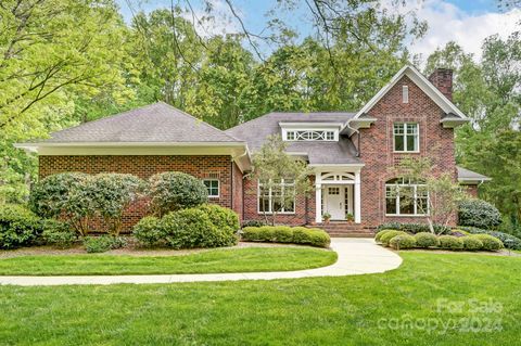 Single Family Residence in Charlotte NC 2816 Giverny Drive.jpg