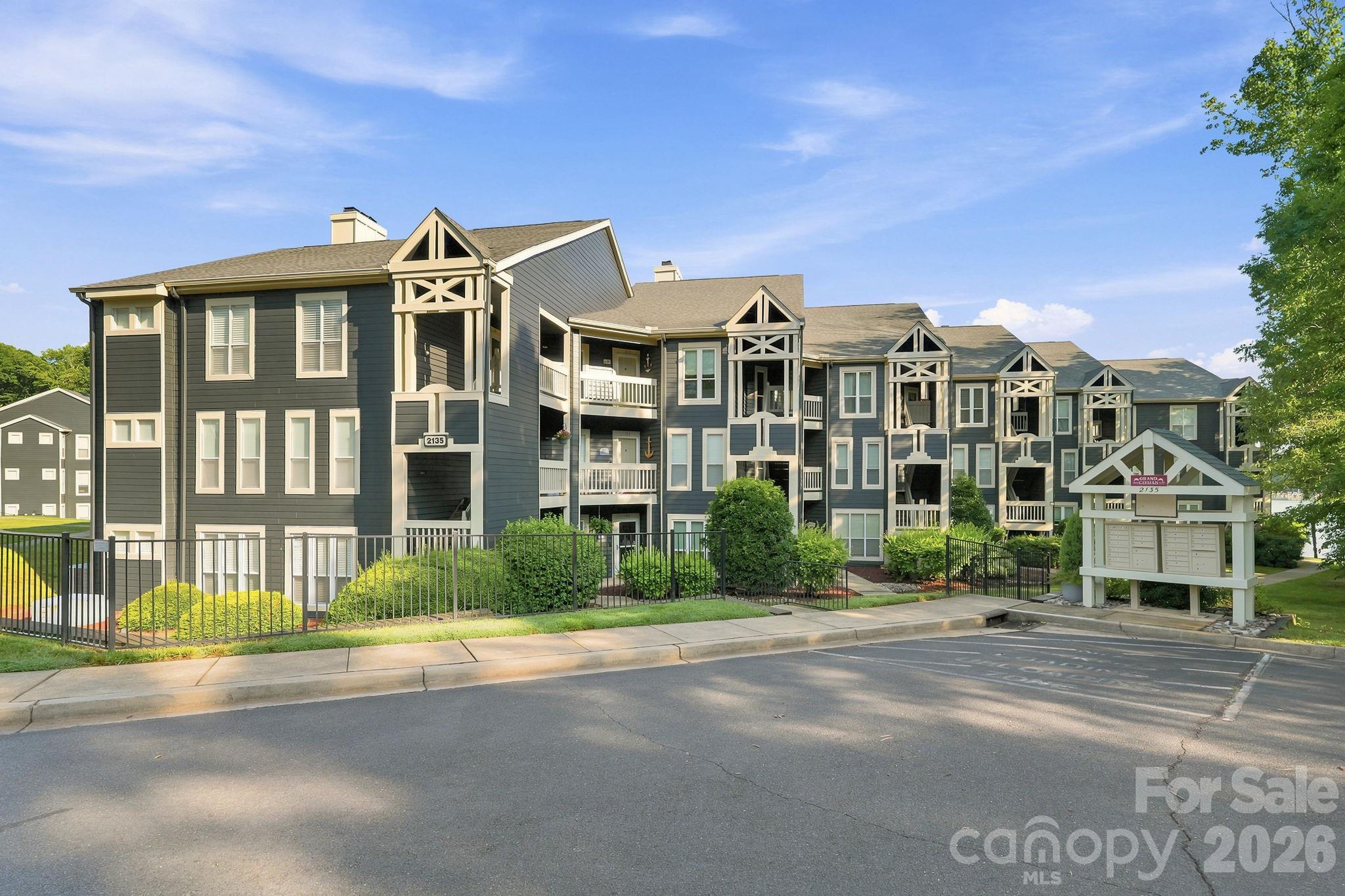 2135 Regatta Lane 303