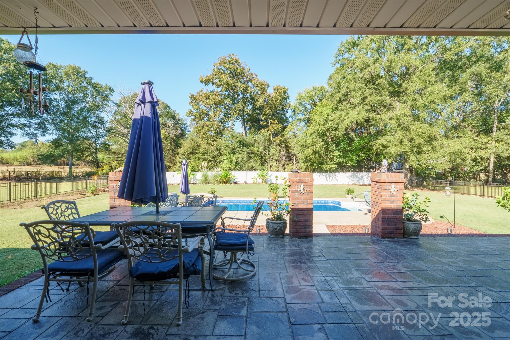 8316 Quail Hollow Drive