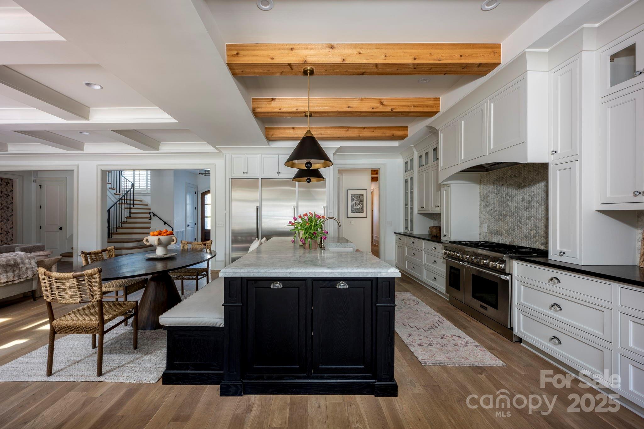 Jordan Manor - Residential