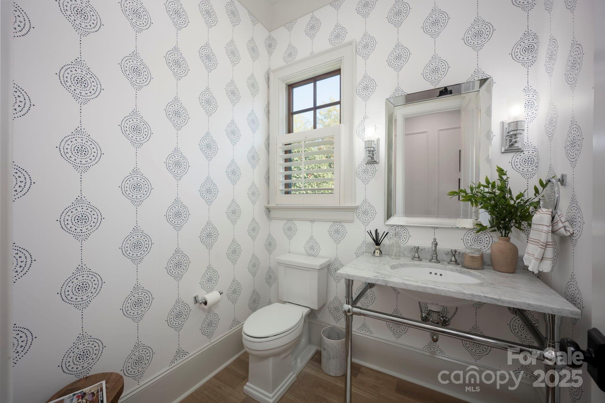 Jordan Manor - Residential