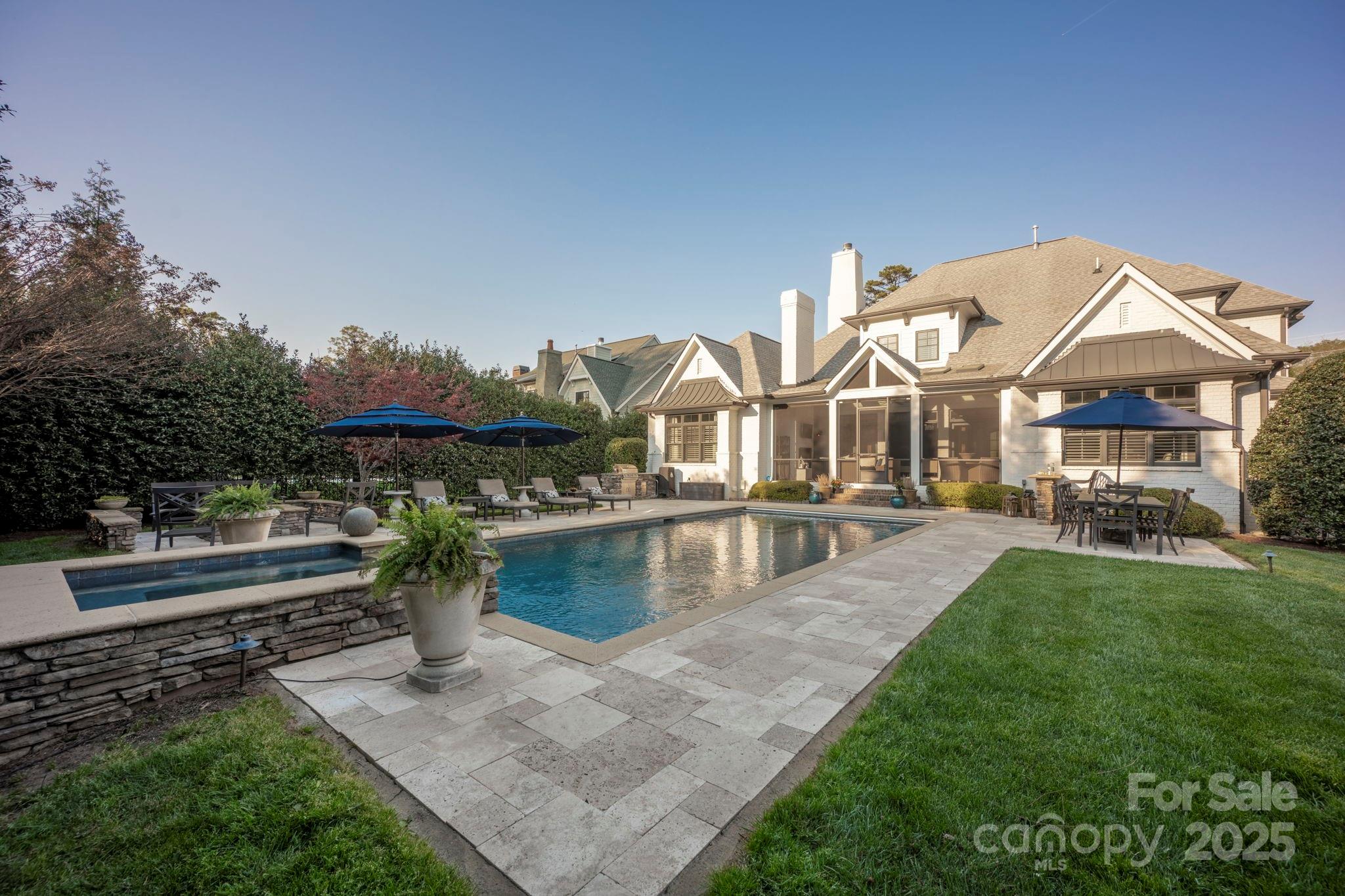 Jordan Manor - Residential