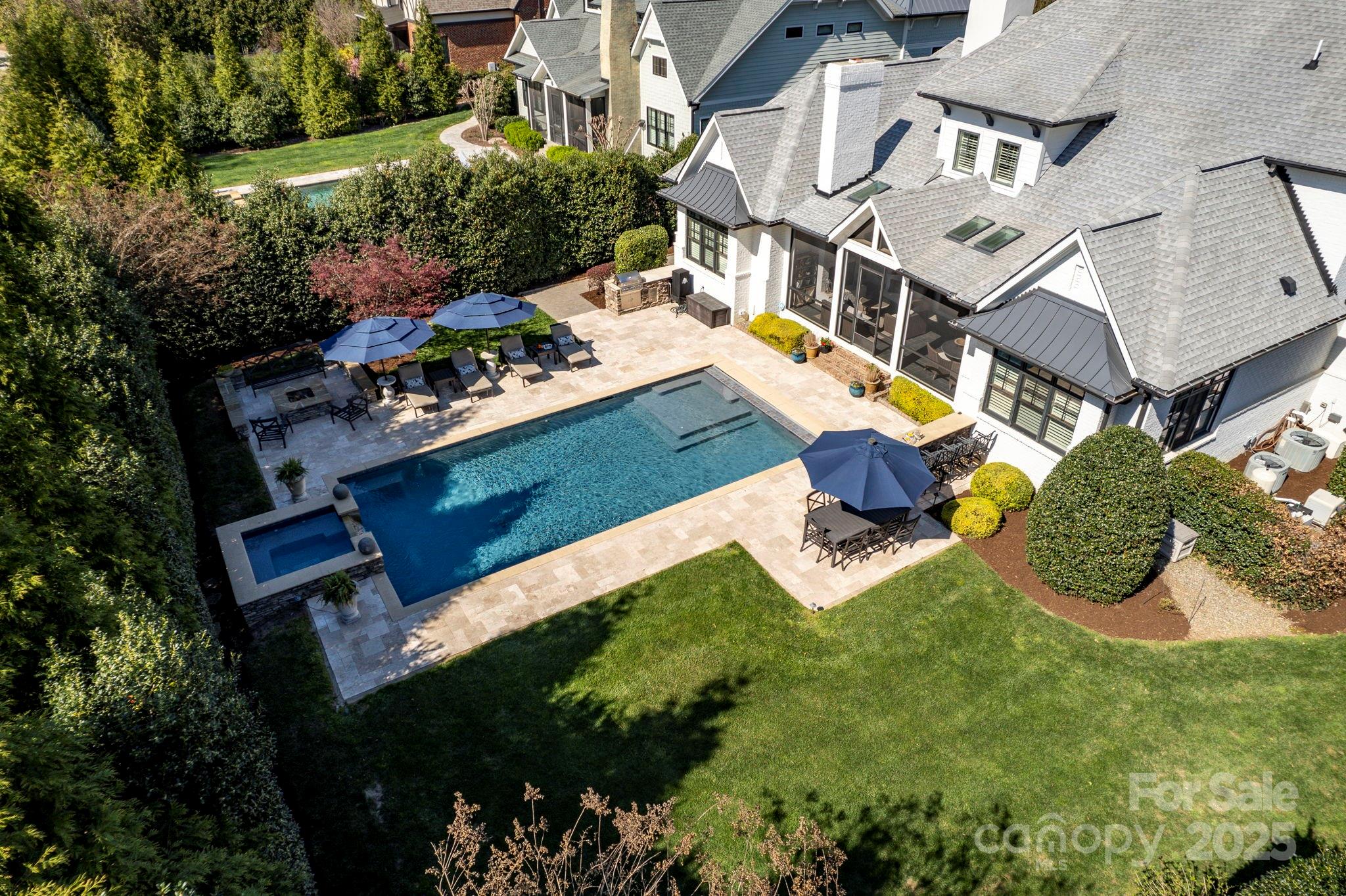 Jordan Manor - Residential