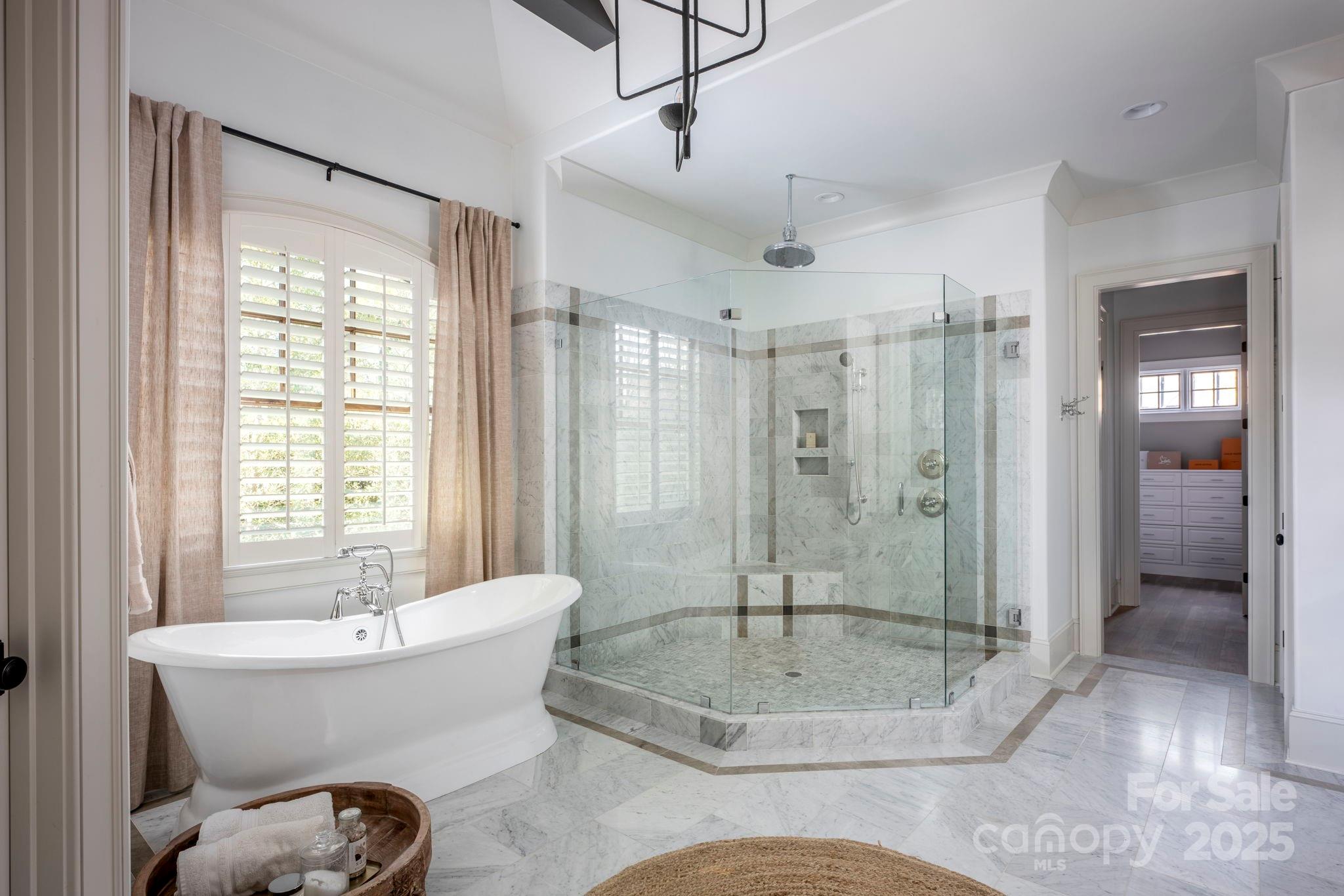 Jordan Manor - Residential