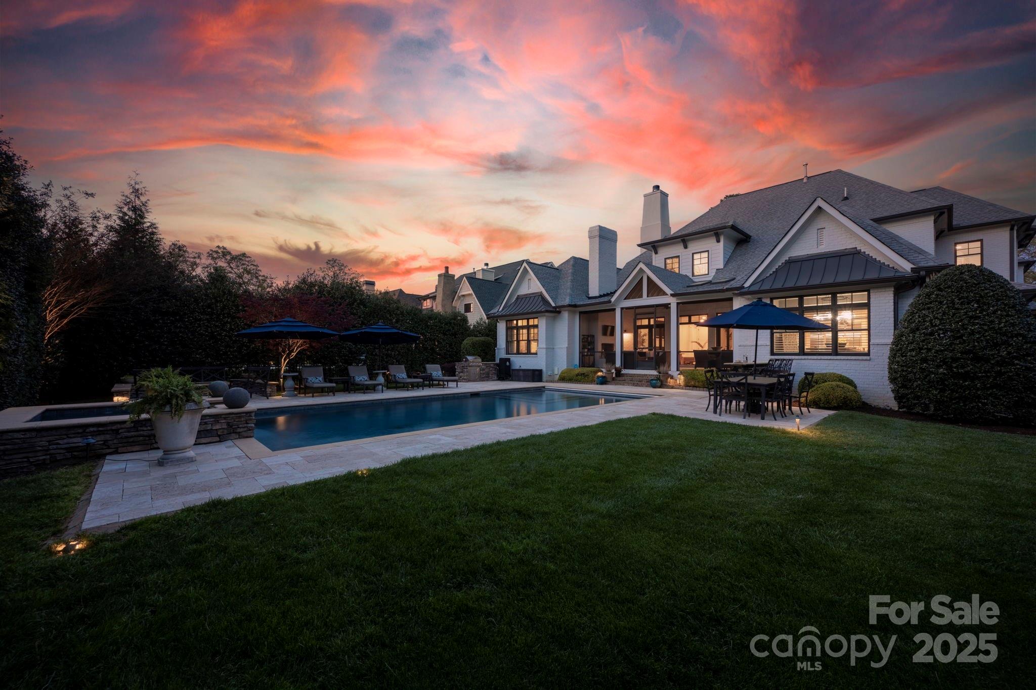 Jordan Manor - Residential